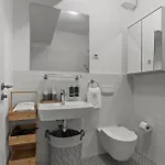 Mido Tres In New Building With Parking, Self Check-in And Security アパート *