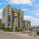Mido Tres In New Building With Parking, Self Check-in And Security