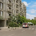 Mido Tres In New Building With Parking, Self Check-in And Security Apartman