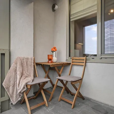 Mido Tres In New Building With Parking, Self Check-in And Security Apartman