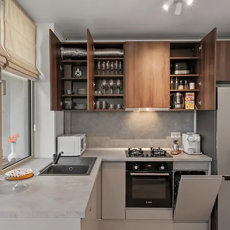 Mido Tres In New Building With Parking, Self Check-in And Security * Bucharest