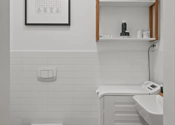 Apartment Mido Tres In New Building With Parking, Self Check-in And Security Bucharest