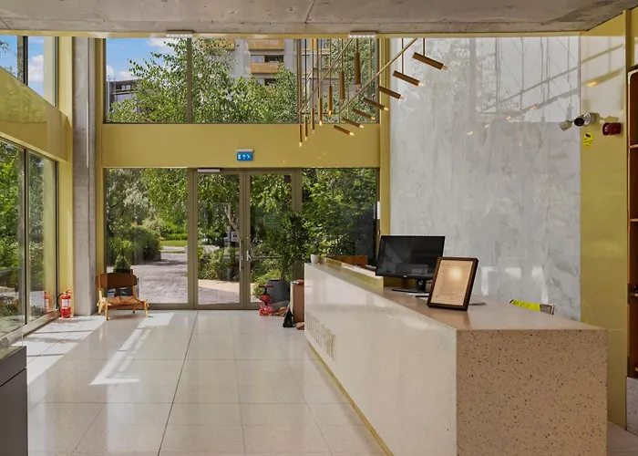Apartment Mido Tres In New Building With Parking, Self Check-in And Security Bucharest